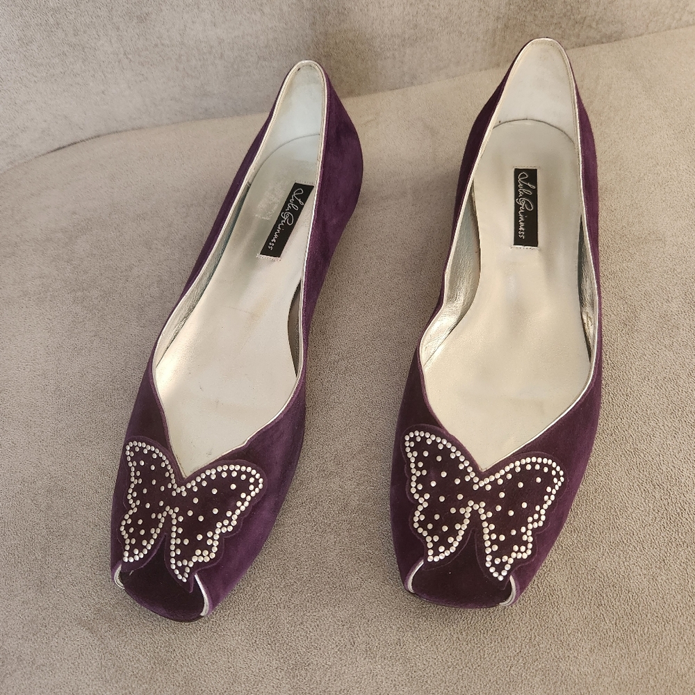 Lulu Guinnes Pumps 9 purple suede Butterfly peep toe low heel Made Spain new